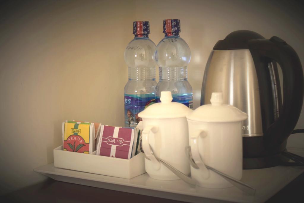 Addissinia Hotel Екстер'єр фото