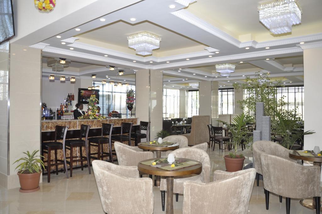 Addissinia Hotel Екстер'єр фото
